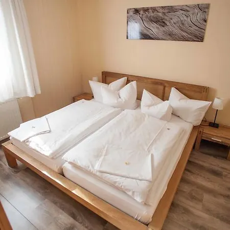 Im Tannengrund Hotell