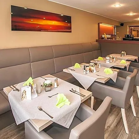 Im Tannengrund Hotel 3*