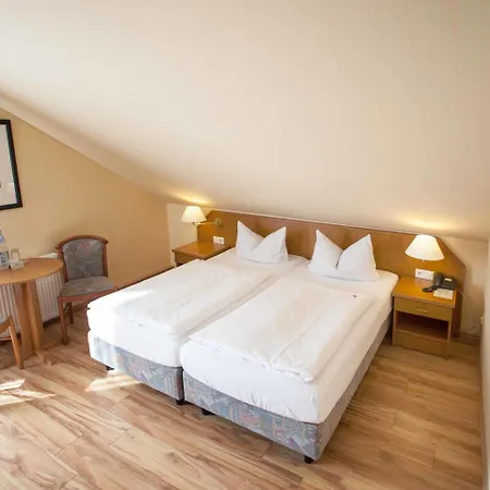 Hotel Im Tannengrund 3*