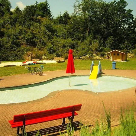 Im Tannengrund Hotell